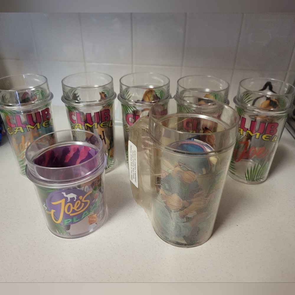 Vintage Joe Cool camel drinking glasses set